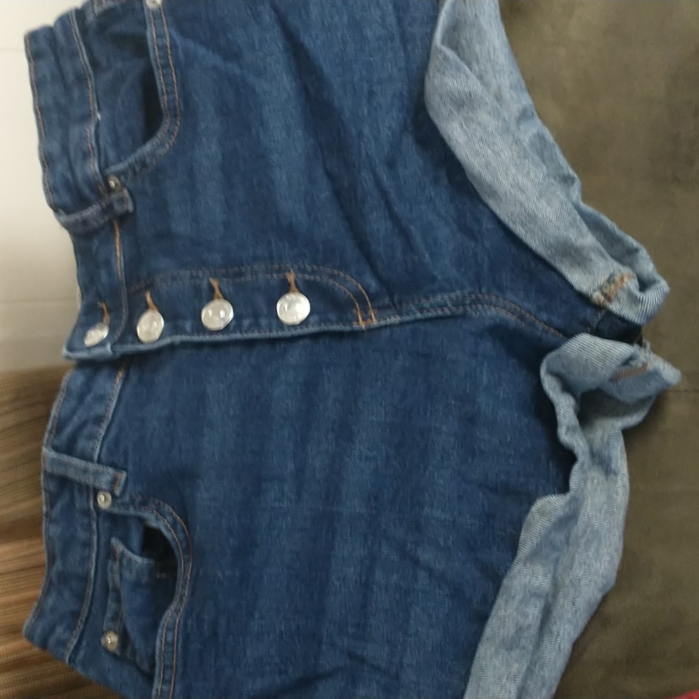 Denim Co women's button fly jean shorts size 6